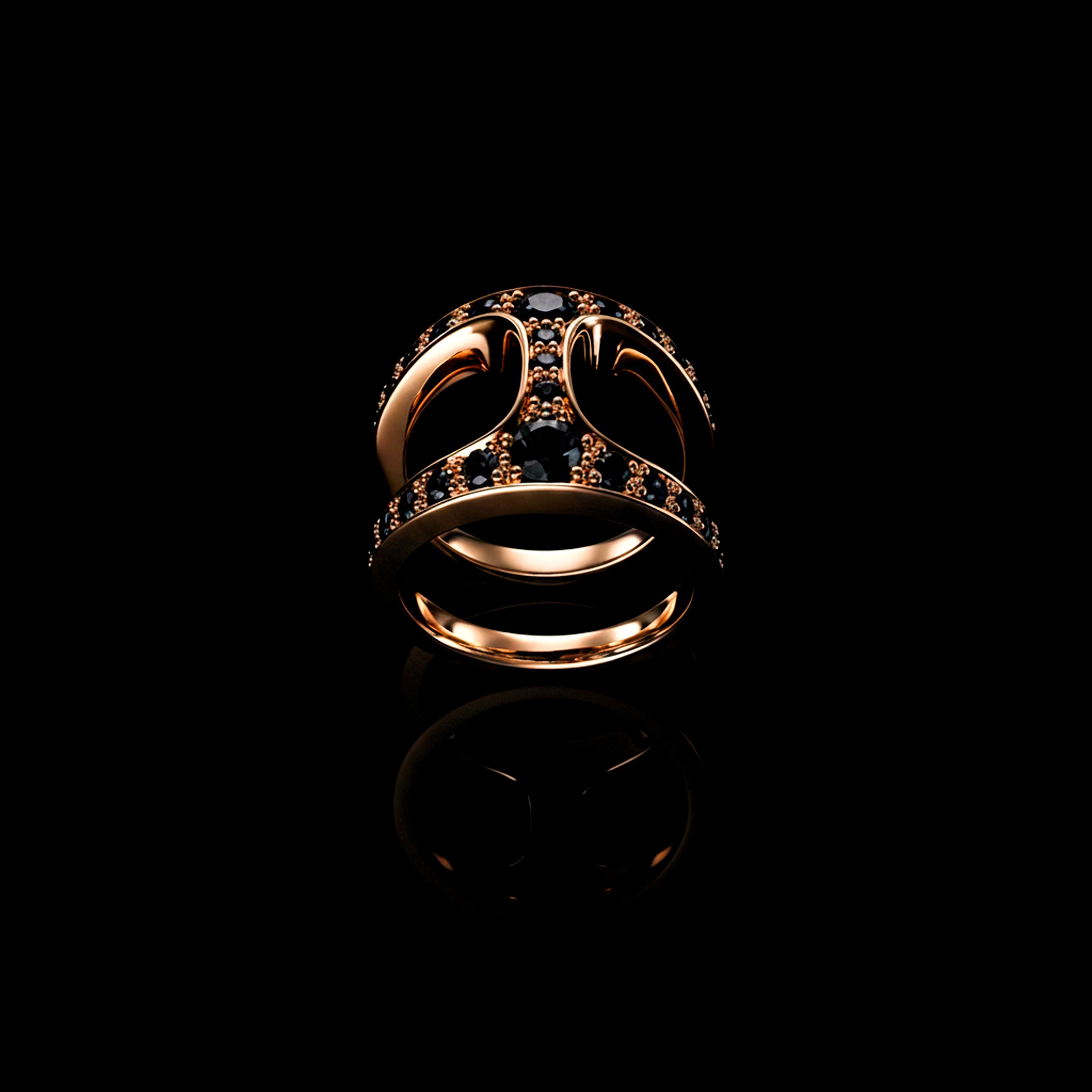 Brute Phantom with Black Diamonds in 18K Gold | HOORSENBUHS®