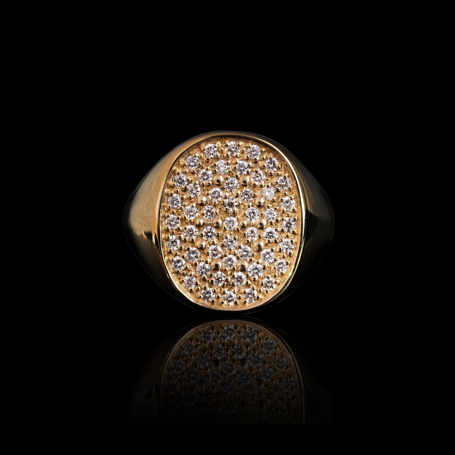 SIGNET RING WITH DIAMONDS
