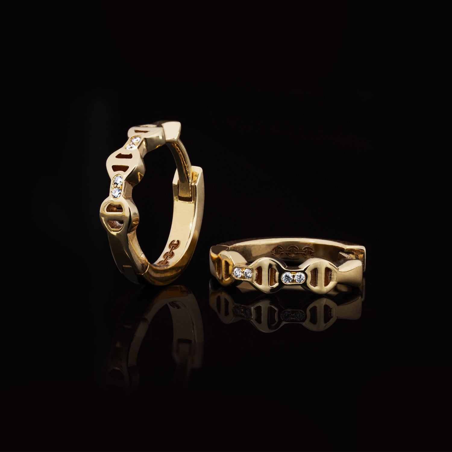 Huggie with Diamond Bridges