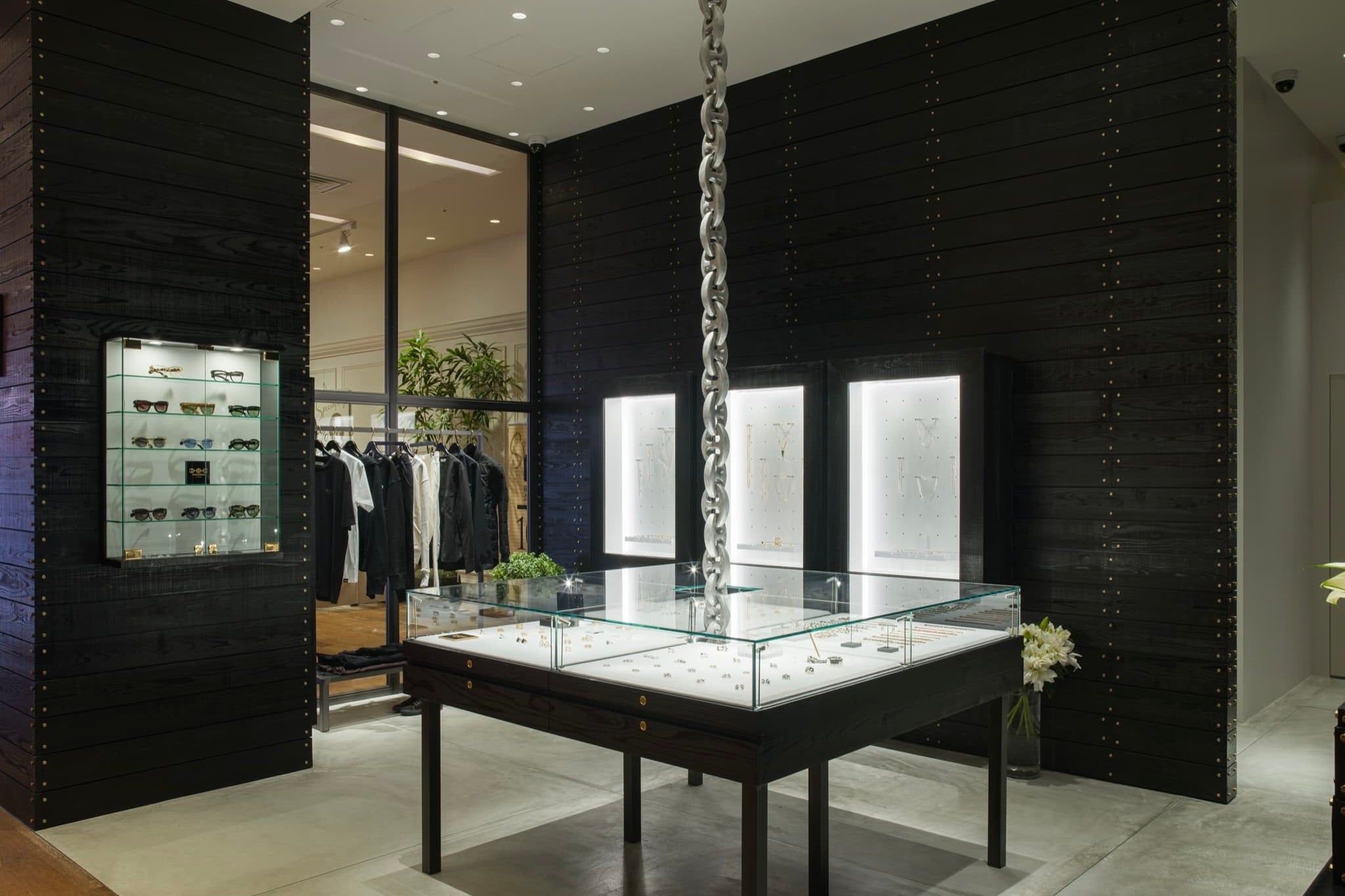 Louis Vuitton Hankyu Umeda Watch & Fine Jewelry Store Store in
